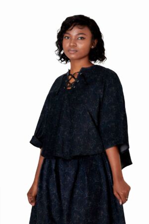 Cape a lacet col v + jupe en cachemire